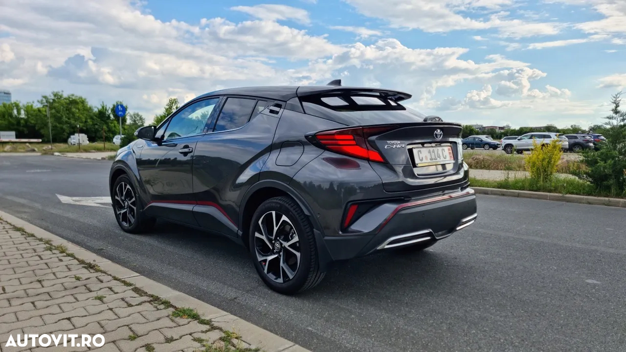 Toyota C-HR 2.0 Hybrid Team Deutschland - 4