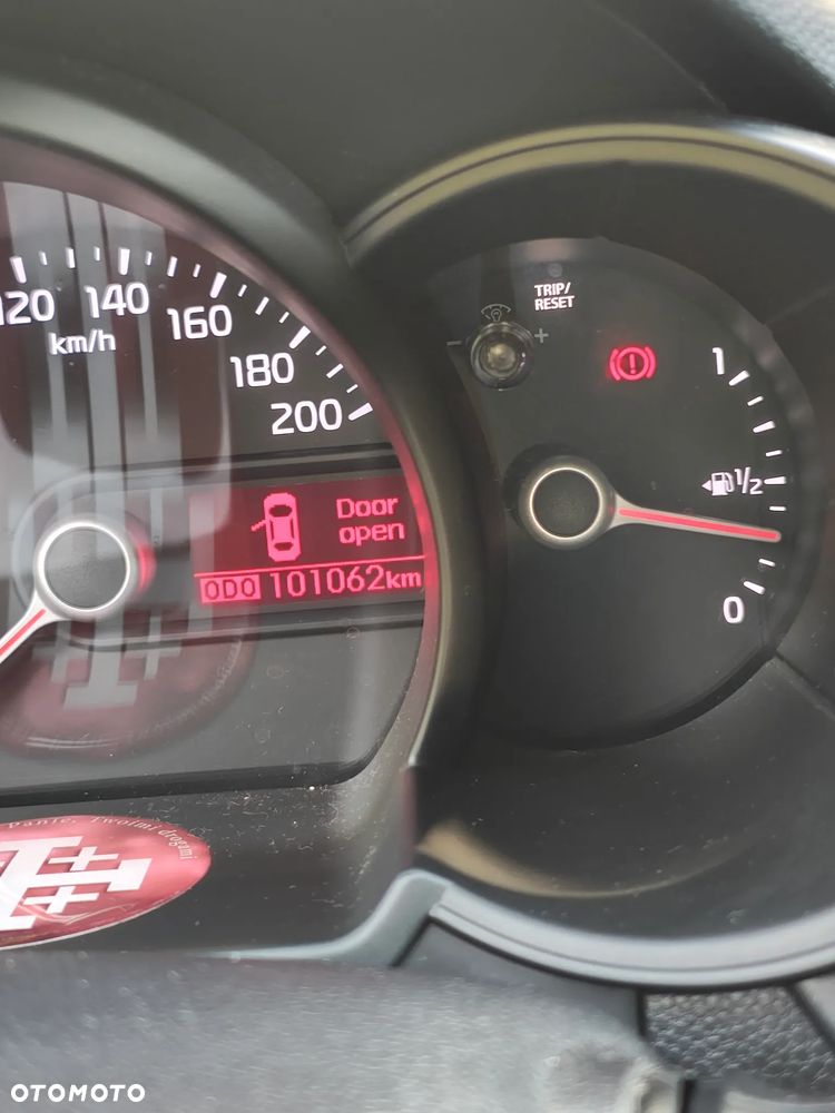 Kia Picanto 1.2 Fifa World Cup Edition - 9