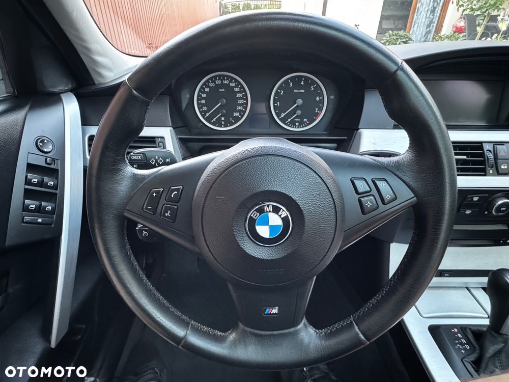 BMW Seria 5 530i - 11