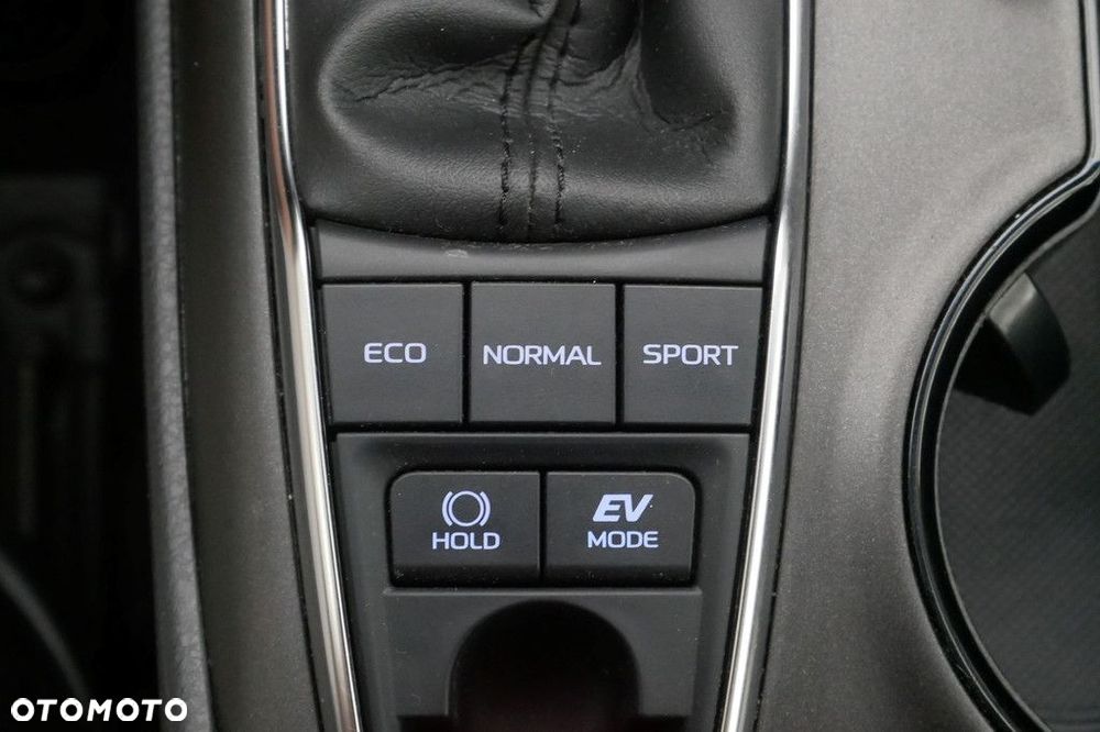 Toyota Camry 2.5 Hybrid Comfort CVT - 20