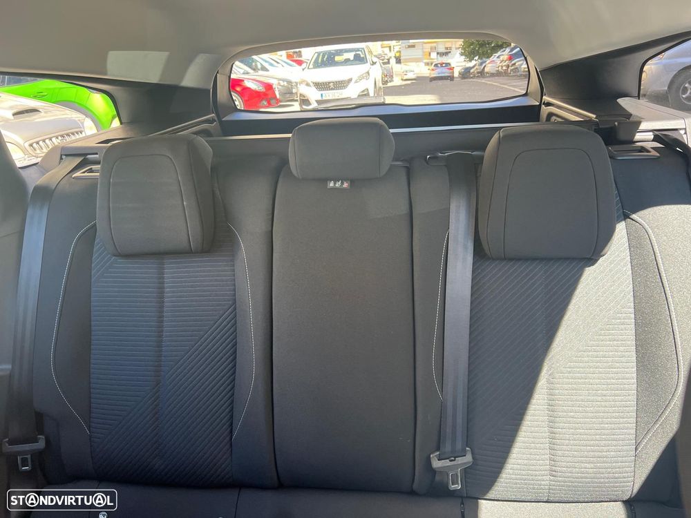 Peugeot 308 BlueHDi 130 EAT8 Allure Pack - 12