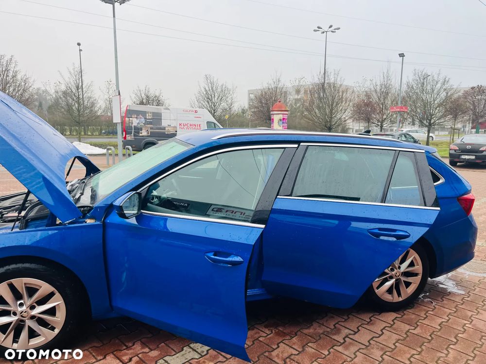 Skoda Octavia 2.0 TDI Edition DSG - 3