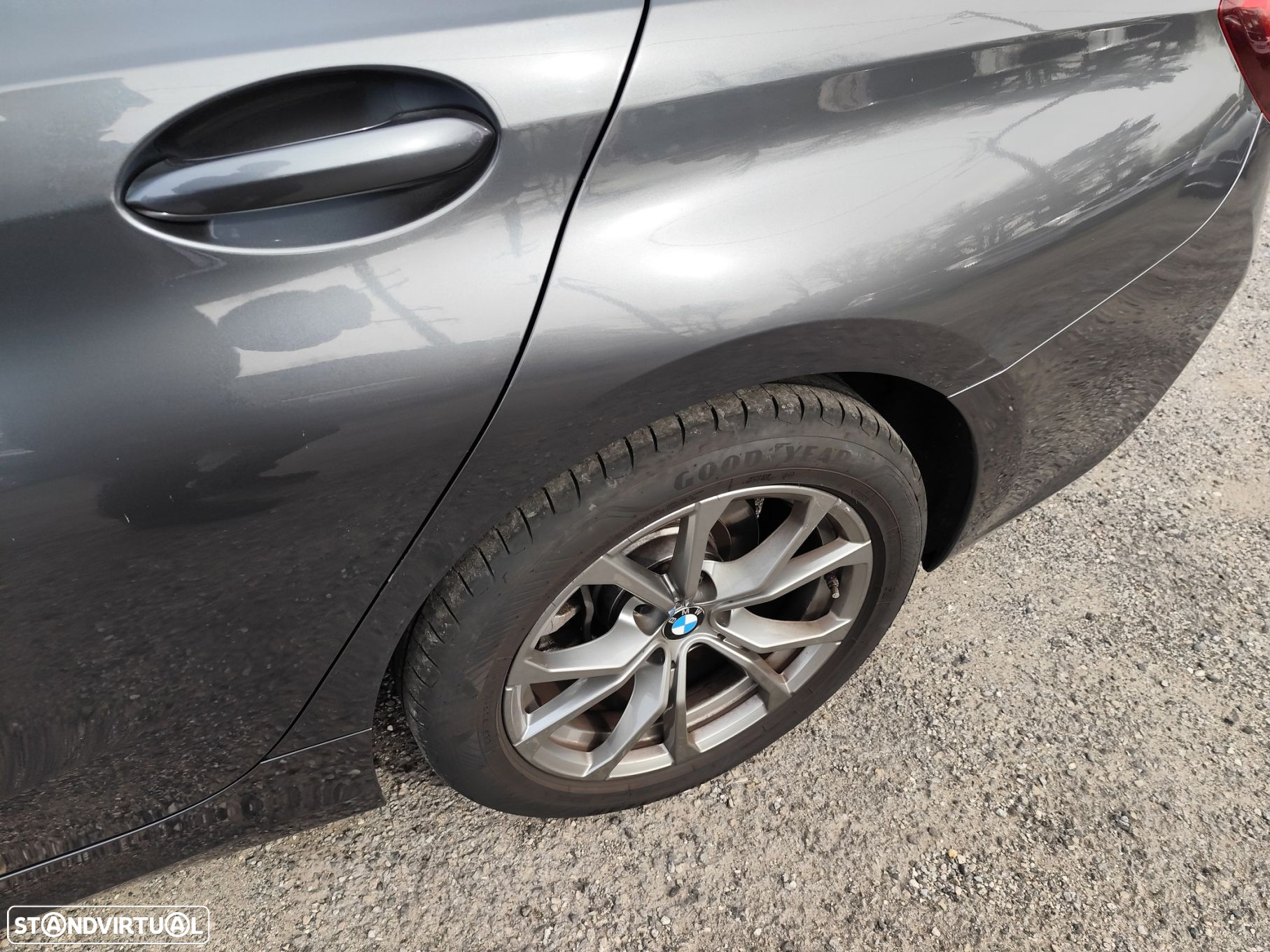 BMW 318 d Touring Line Sport Auto - 8
