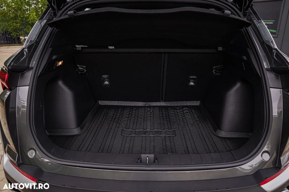 Geely Coolray - 26
