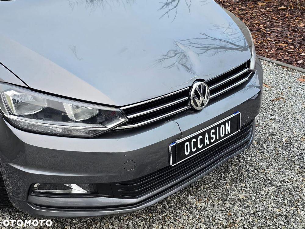 Volkswagen Touran - 5