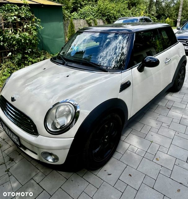 MINI Cooper Standard - 1
