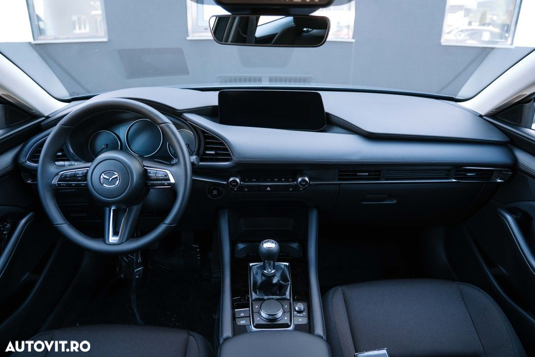Mazda 3 - 13