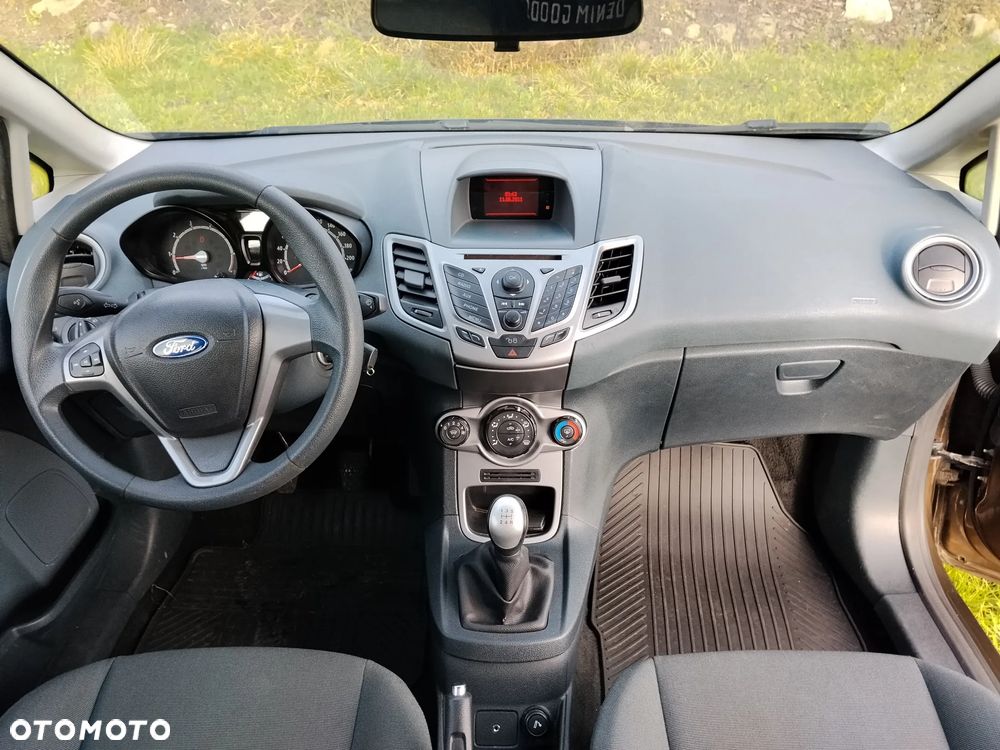 Ford Fiesta 1.25 Trend - 23