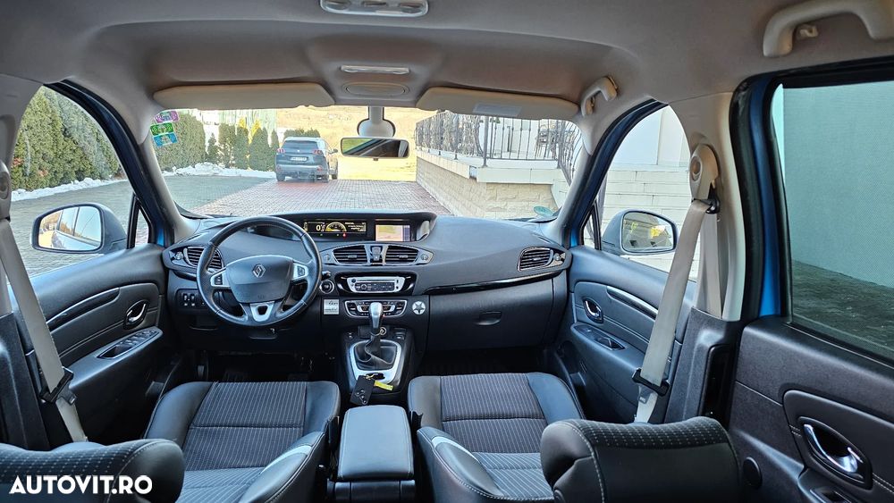 Renault Scenic - 12