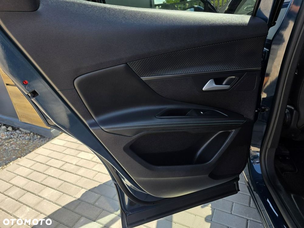 Peugeot 3008 1.2 PureTech Allure Pack S&S EAT8 - 10