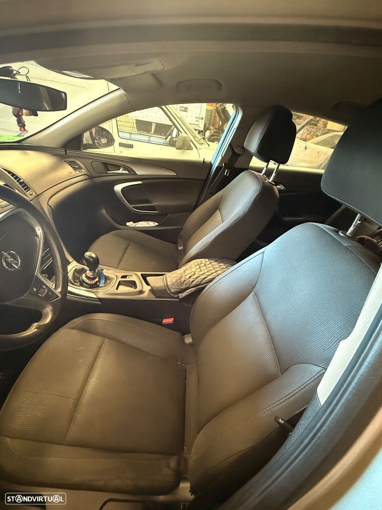 Opel Insignia - 11