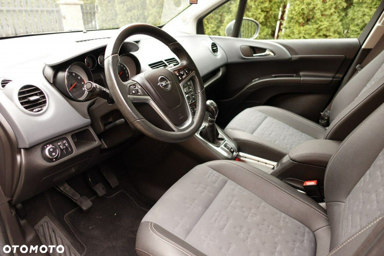 Opel Meriva - 10