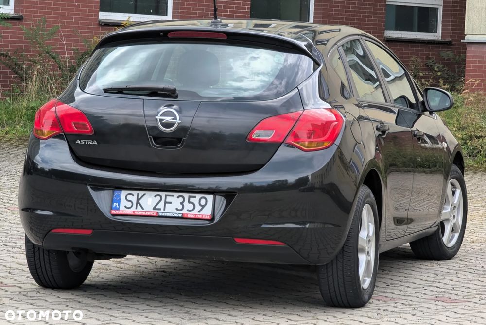 Opel Astra 1.6 Selection - 2