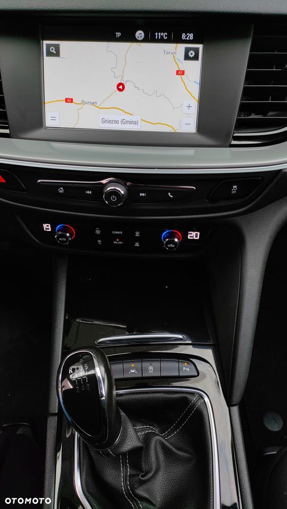 Opel Insignia - 21