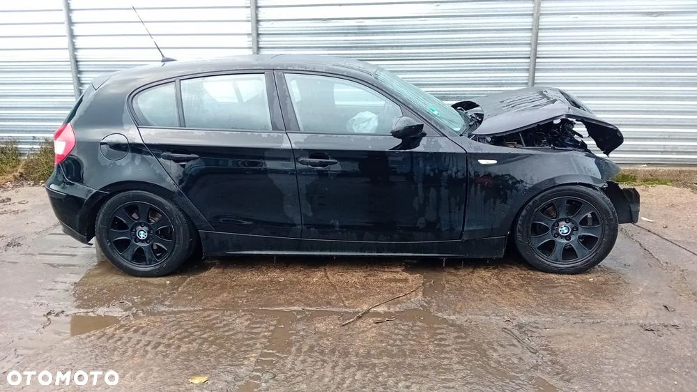TYLKO CZĘŚCI BMW E87 116i 1.6 N45B16A 116KM 85kW 04r-07r 5D Lakier 668/9 schwarz 2 - 3