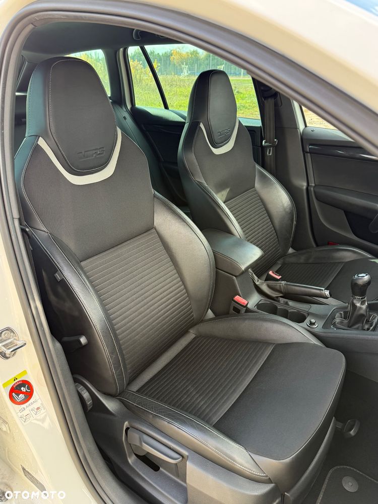 Skoda Octavia 2.0 TDI RS - 6
