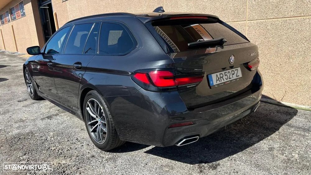 BMW 520 d Pack Desportivo M Auto - 2