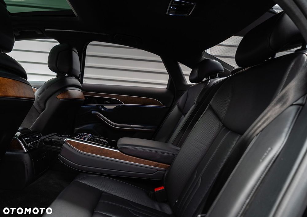 Audi A8 - 5