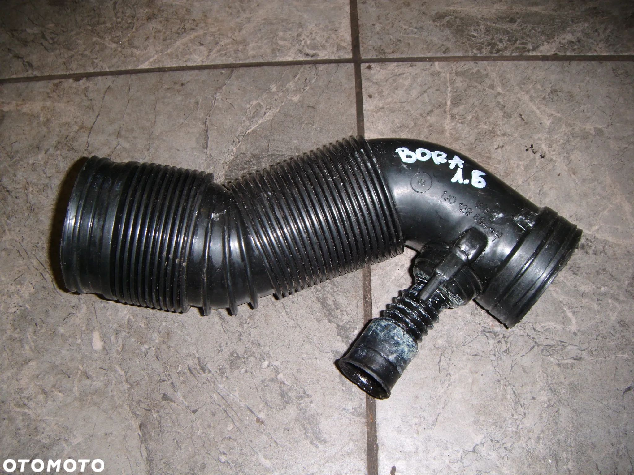 vw bora 1.6 b przewód powietrza 1j0129684 - 1