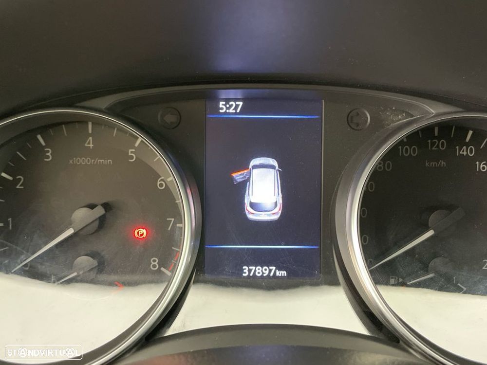 Nissan Qashqai 1.3 DIG-T N-Connecta - 9