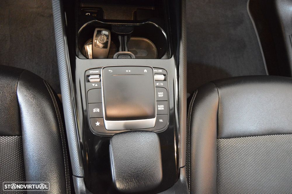 Mercedes-Benz GLB 180 - 27
