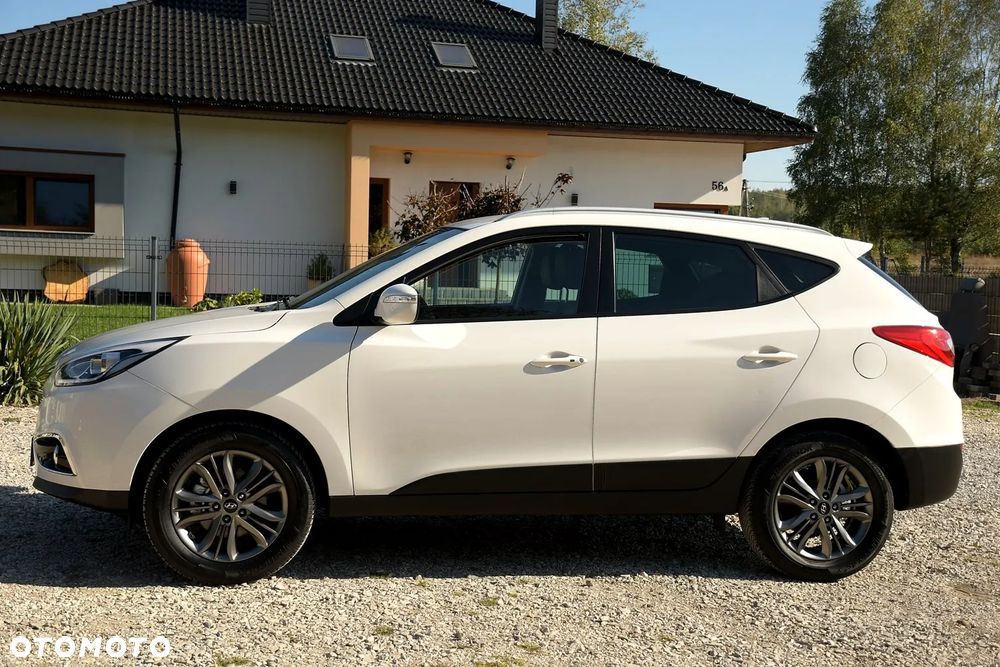 Hyundai ix35 1.6 2WD Fifa World Cup Edition - 10