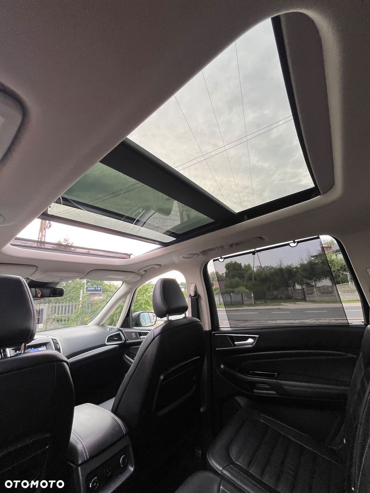 Ford Galaxy 2.0 EcoBlue S&S TITANIUM - 24