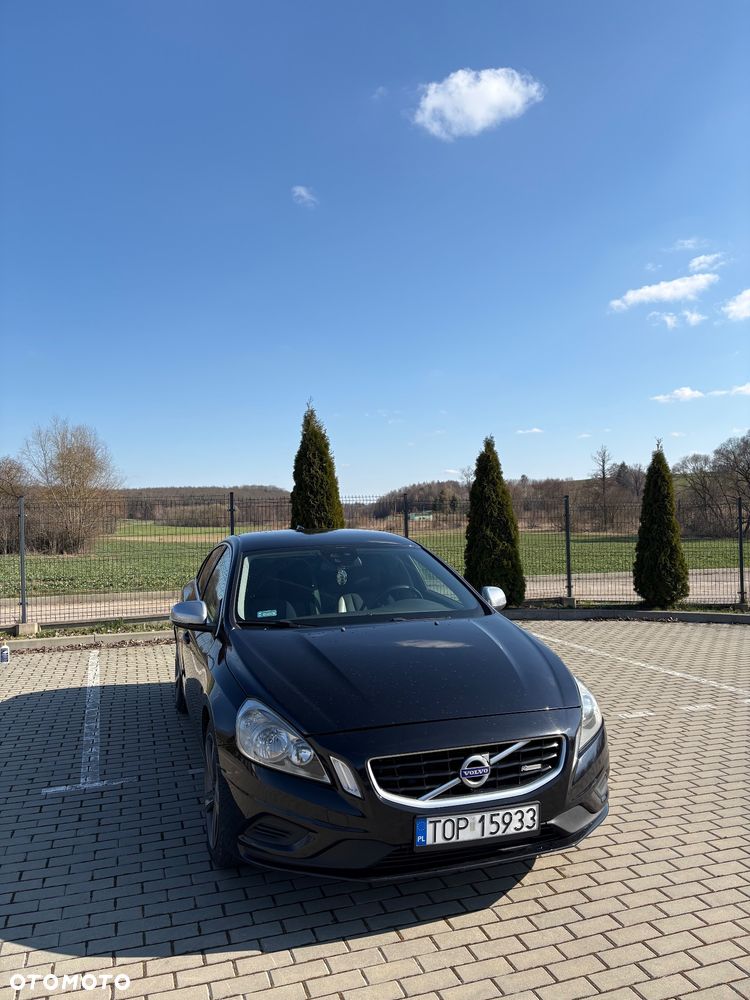 Volvo S60 D3 Geartronic R-Design - 8
