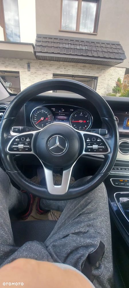 Mercedes-Benz Klasa E 200 d 9G-TRONIC Avantgarde - 21