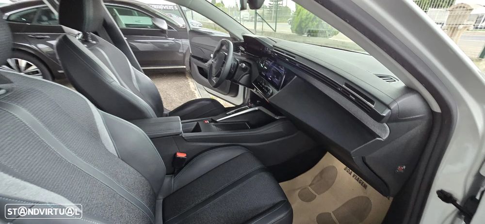 Peugeot 308 BlueHDi 130 EAT8 Allure - 46