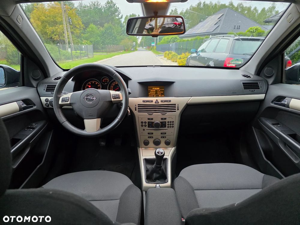 Opel Astra 1.6 Edition - 9