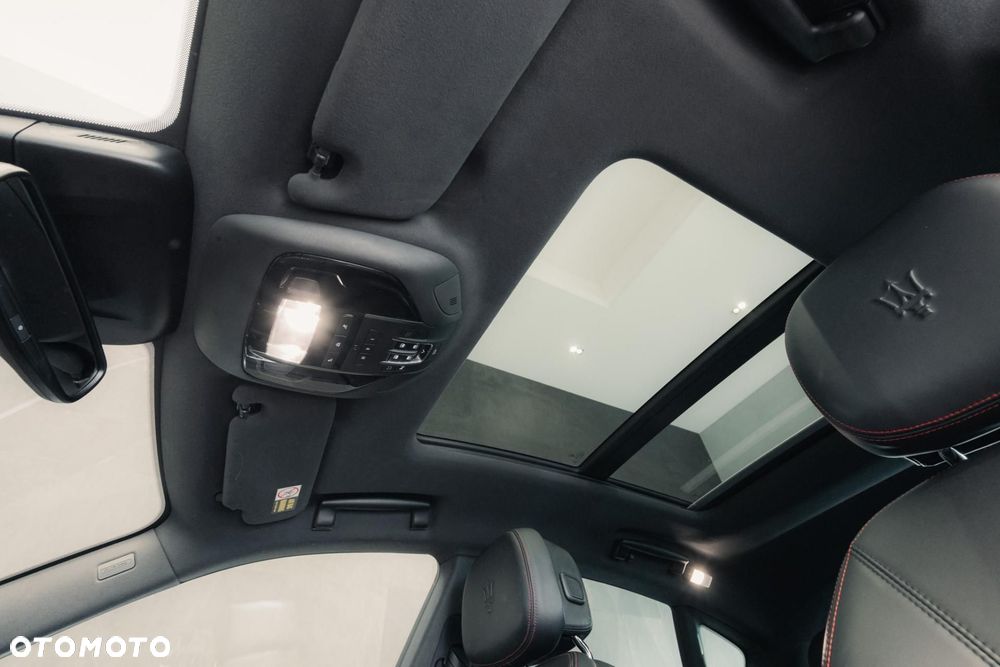 Maserati Levante - 17