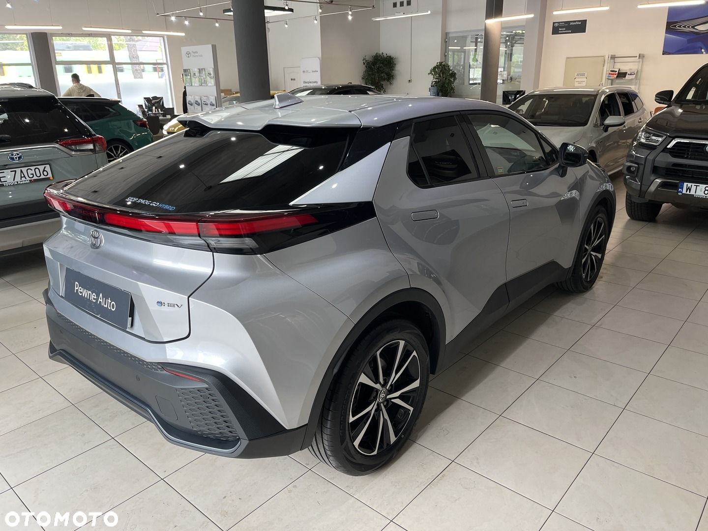 Toyota C-HR - 4