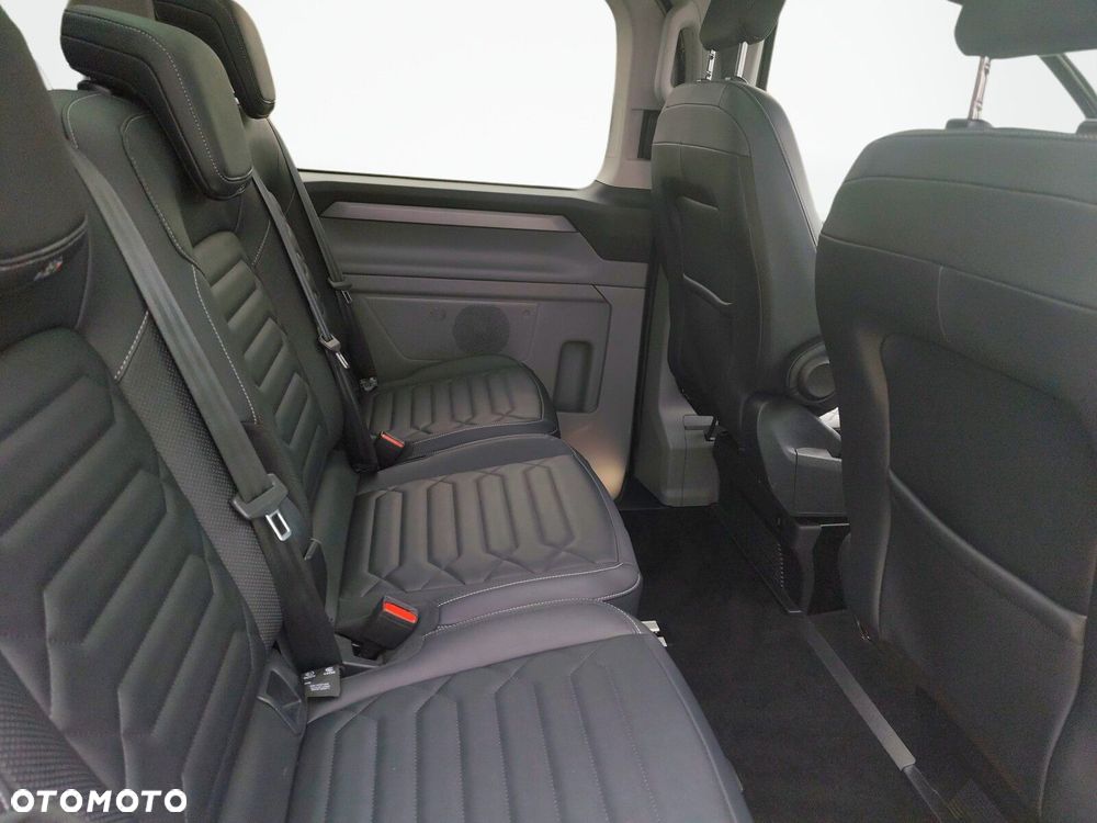 Ford Tourneo Custom - 16