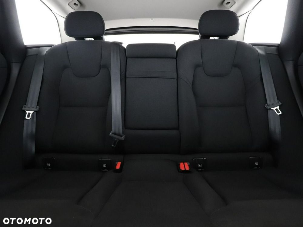 Volvo XC 60 T6 AWD Recharge Geartronic Inscription Expression - 19