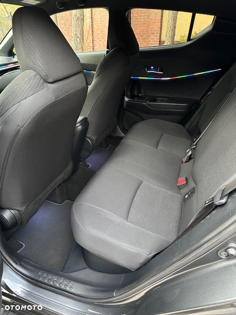 Toyota C-HR Lounge - 39