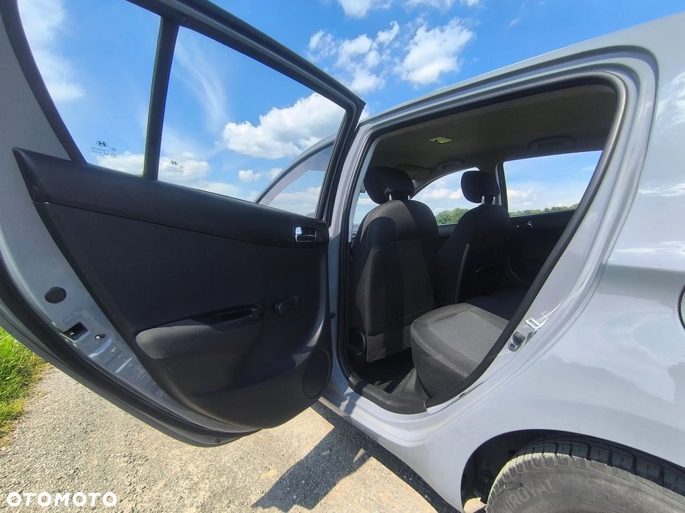 Hyundai i20 1.25 Classic + - 8
