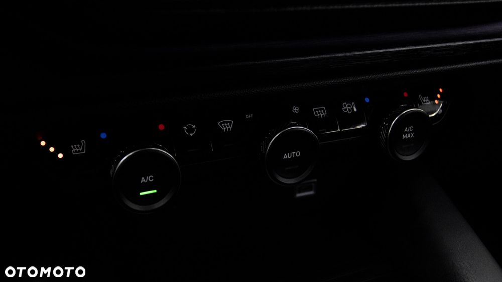 Citroën C5X 1.6 PureTech Shine EAT8 - 26