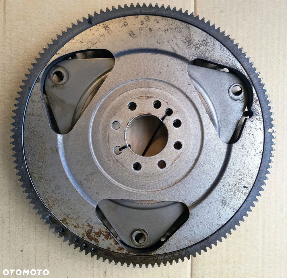 C8 koło zamachowe automat 2,0 16V benz. Peugeot 807 Lancia Phedra Citroen