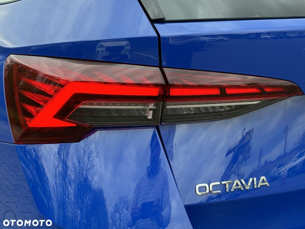 Skoda Octavia 2.0 TDI Selection DSG - 9
