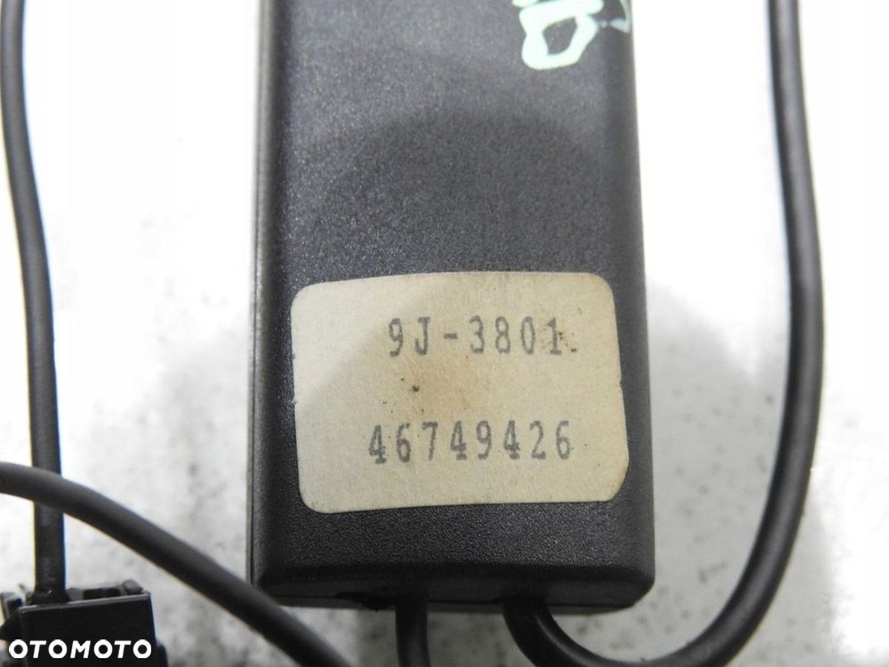 WZMACNIACZ ANTENY LANCIA LYBRA KOMBI 46749426 - 8