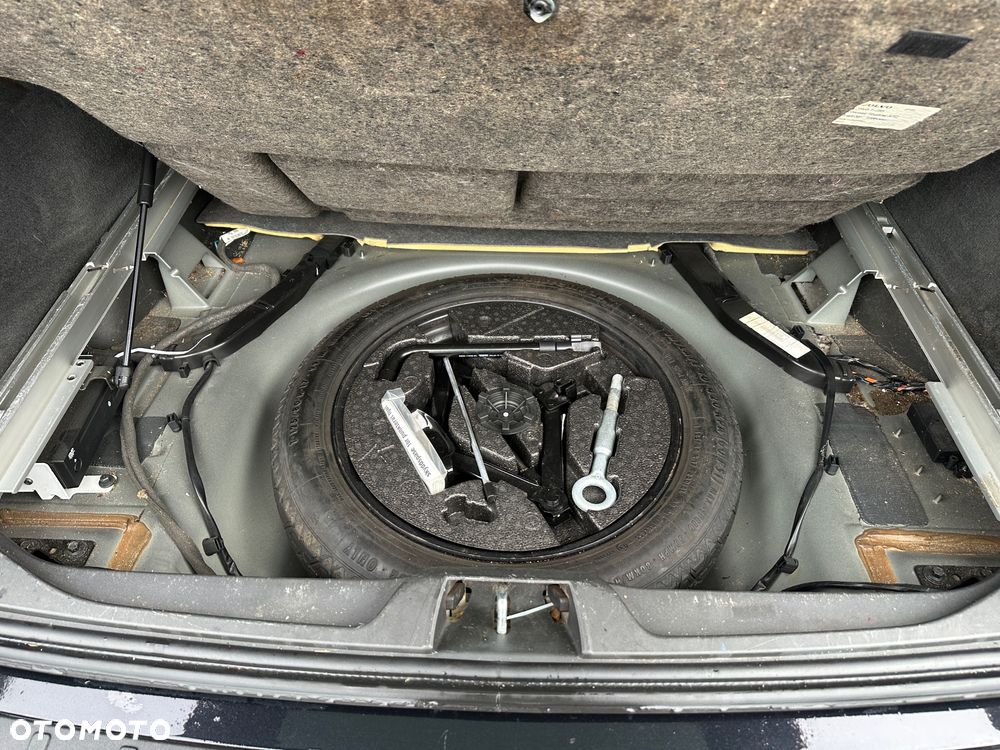 Volvo V70 2.0D Momentum - 16