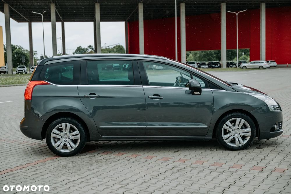 Peugeot 5008 - 6