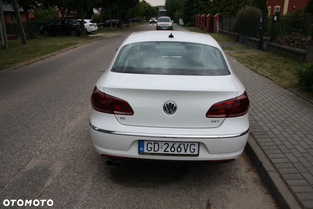 Volkswagen Passat - 5