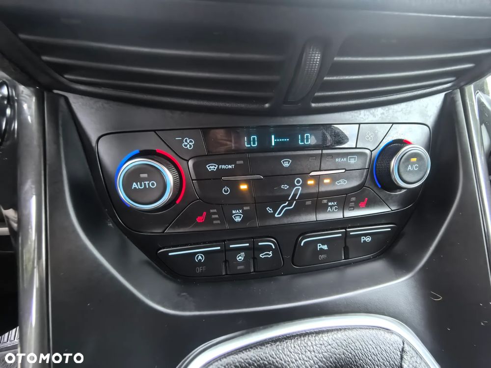 Ford C-MAX 1.0 EcoBoost Titanium ASS - 23