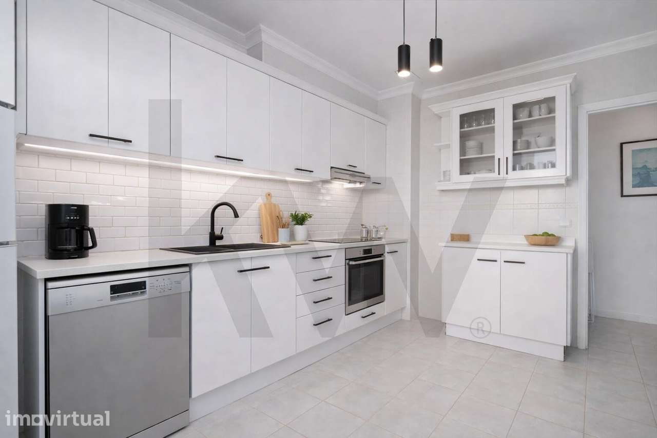 Apartamento T3 a 200 metros da praia – Monte Gordo, Algarve | Garagem - Grande imagem: 5/28