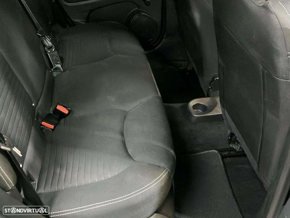 Renault Clio 0.9 TCe Limited - 17