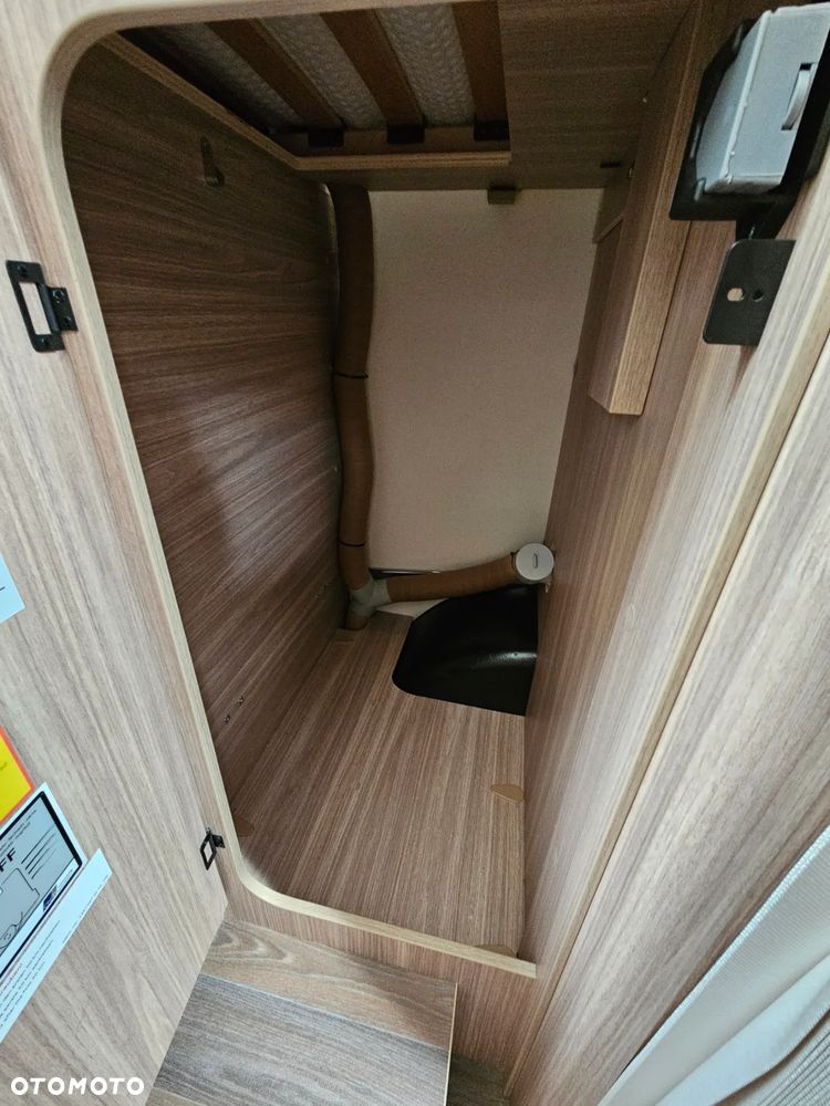 Burstner Delfin 690 G - 20