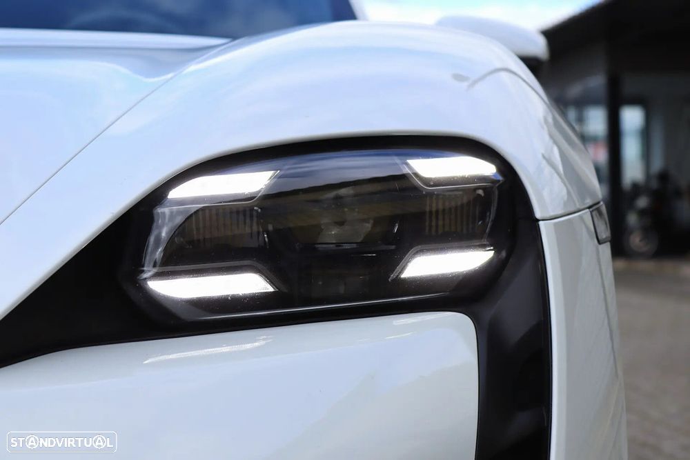 Porsche Taycan 4S - 8