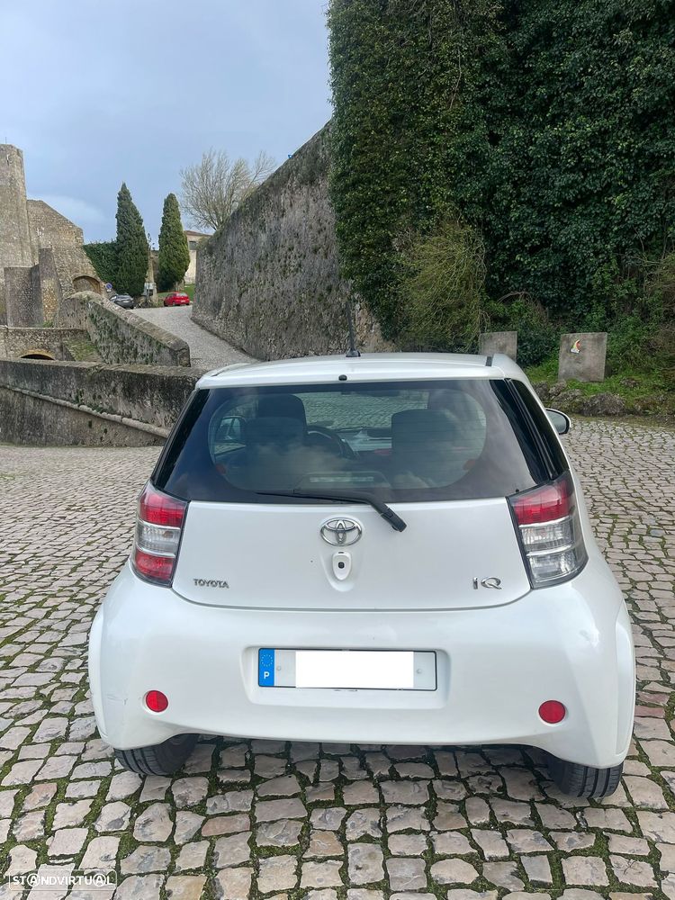 Toyota iQ 1.4 D-4D - 3